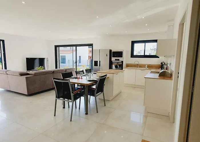 Villa Moderne St Cyprien Village