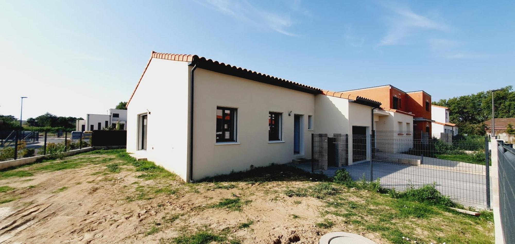 Moderne St Cyprien Village Villa *