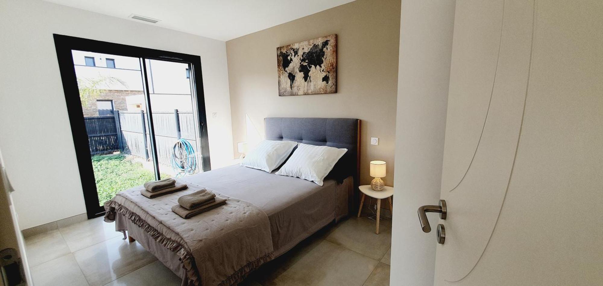 Moderne St Cyprien Village Villa